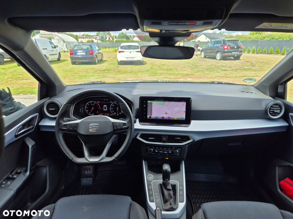 Seat Arona 1.0 Eco TSI DSG FR - 17