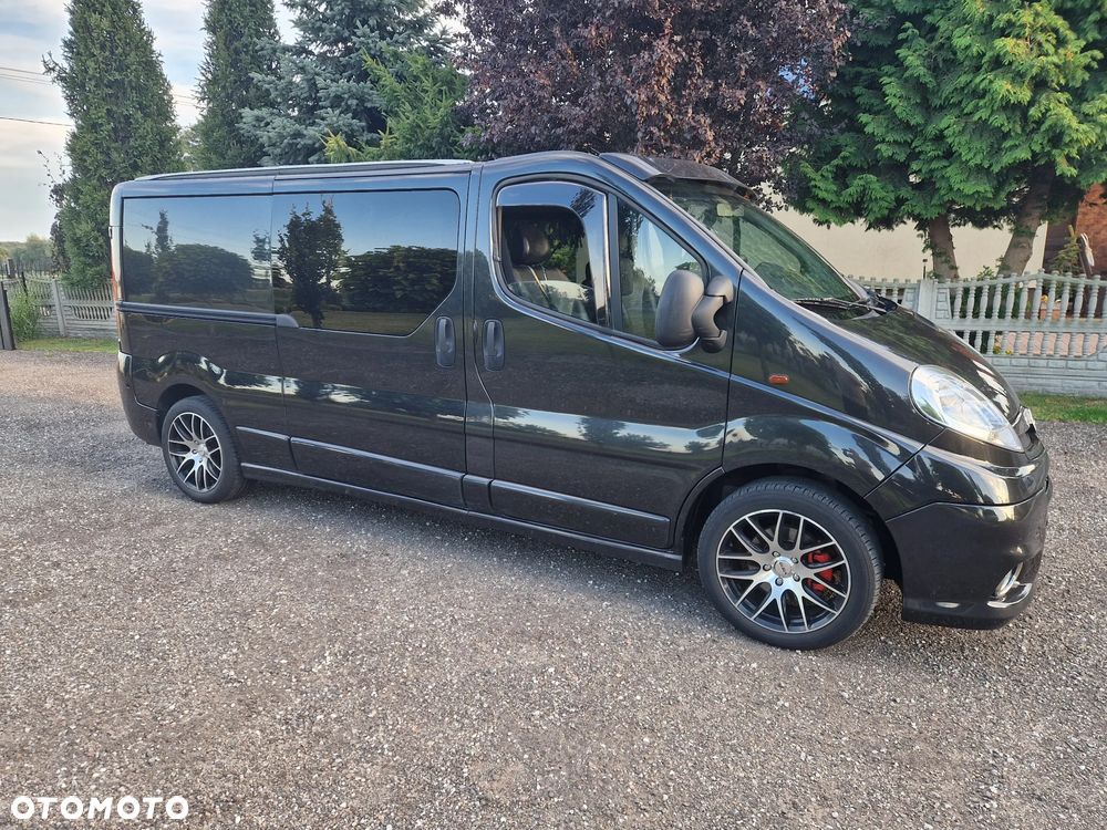 Opel Vivaro - 1