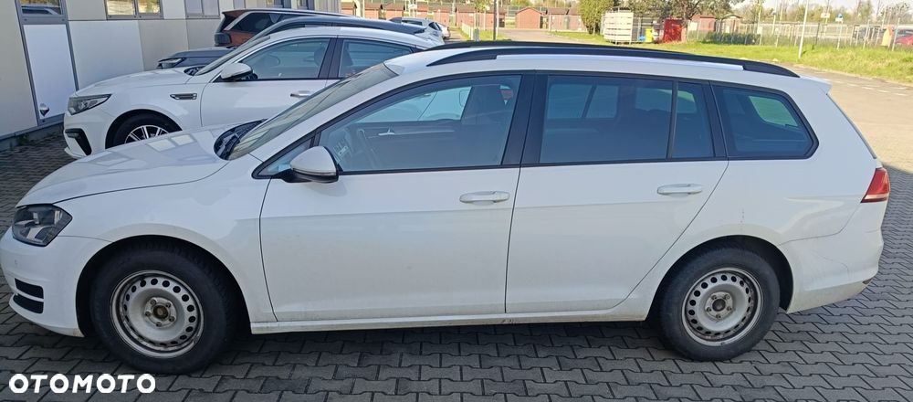 Volkswagen Golf 1.6 TDI BlueMotion Trendline - 3