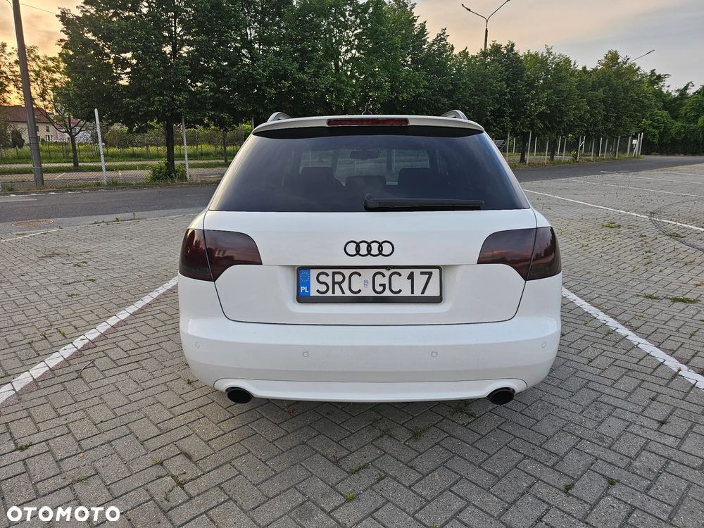 Audi A4 Avant 2.0 TDI Quattro - 6
