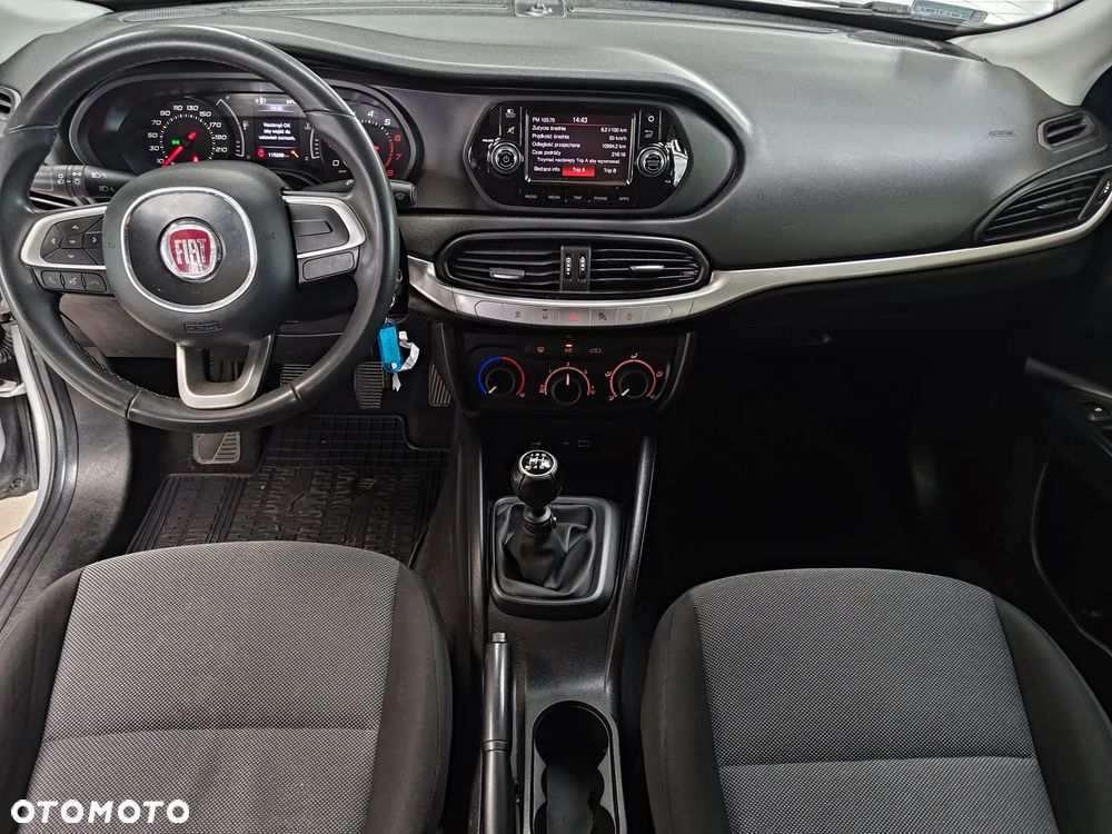 Fiat Tipo 1.4 16v Lounge EU6d - 6