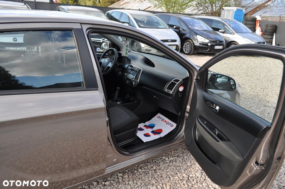 Hyundai i20 1.25 Wersja Jubileuszowa - 15