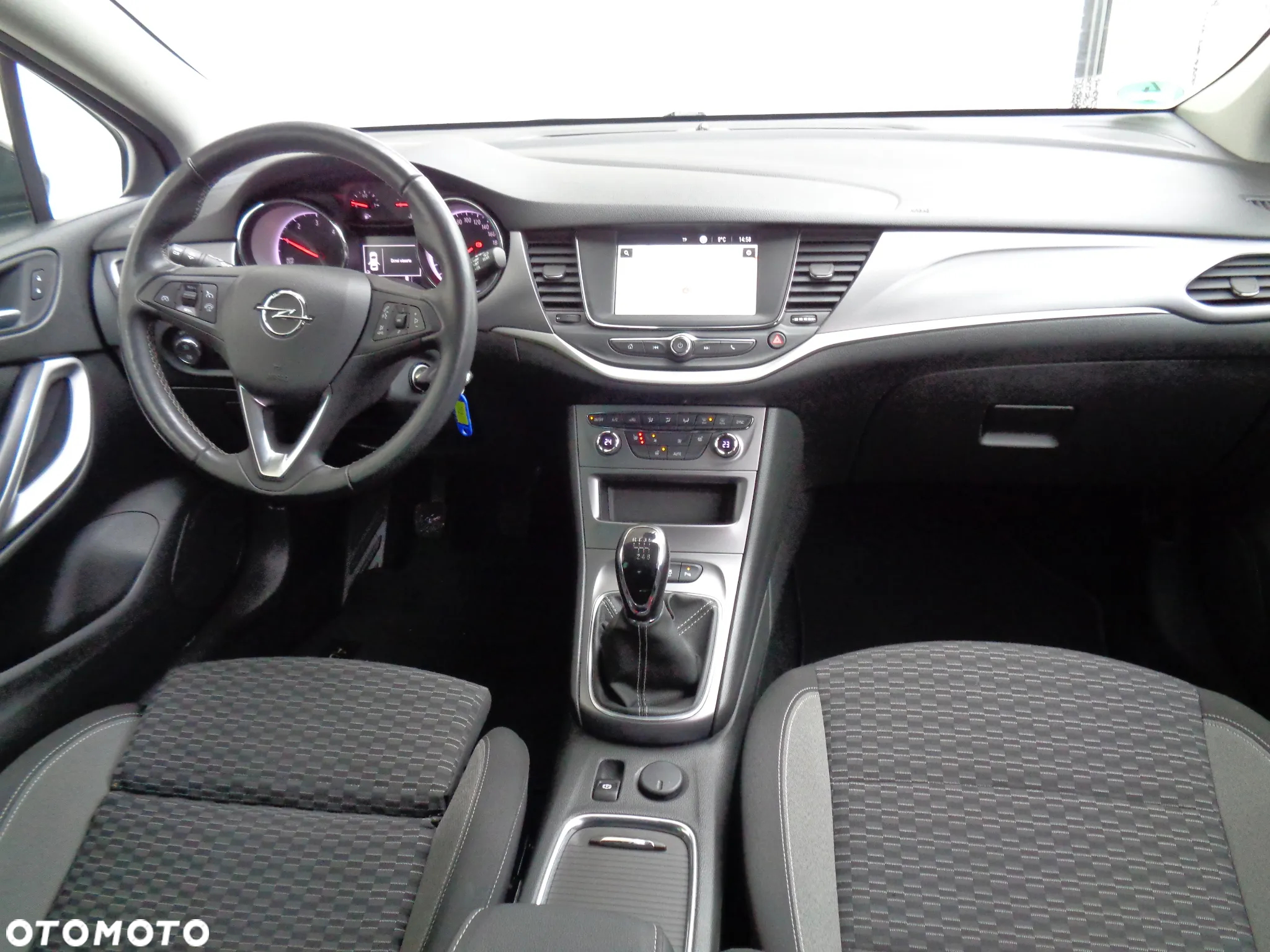 Opel Astra - 12