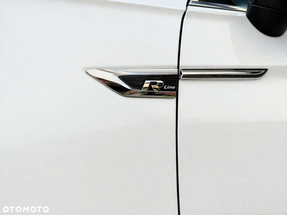 Volkswagen Tiguan - 11