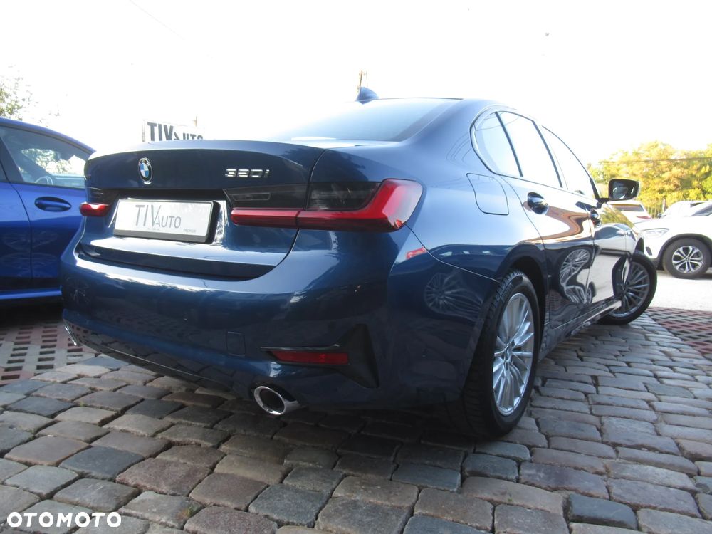 BMW Seria 3 2022 photo 4