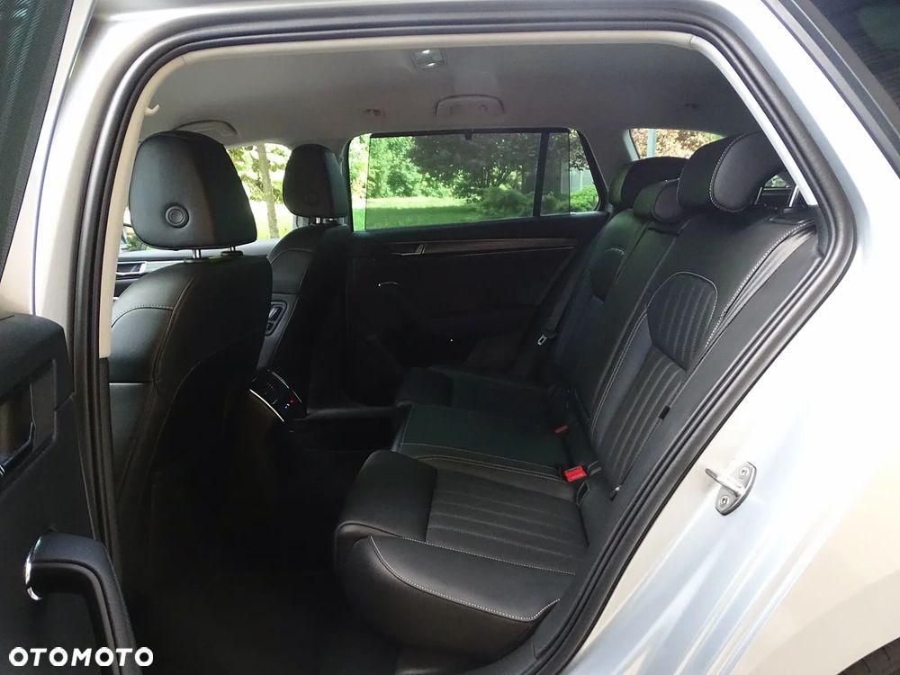 Skoda Superb 2.0 TDI SCR Style DSG - 19