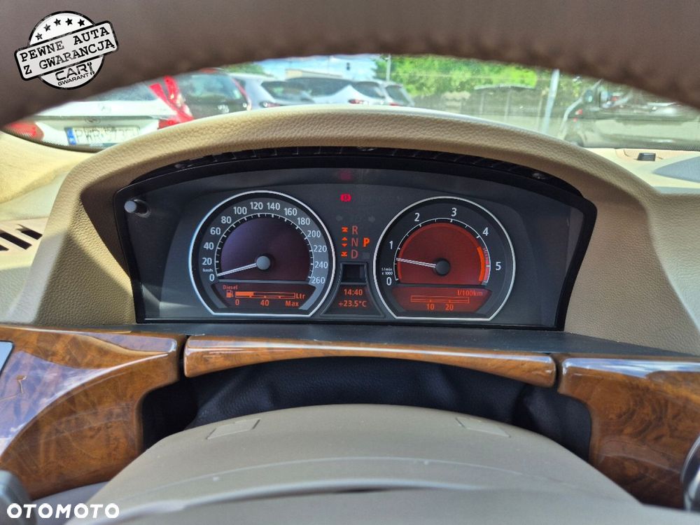 BMW Seria 7 - 26