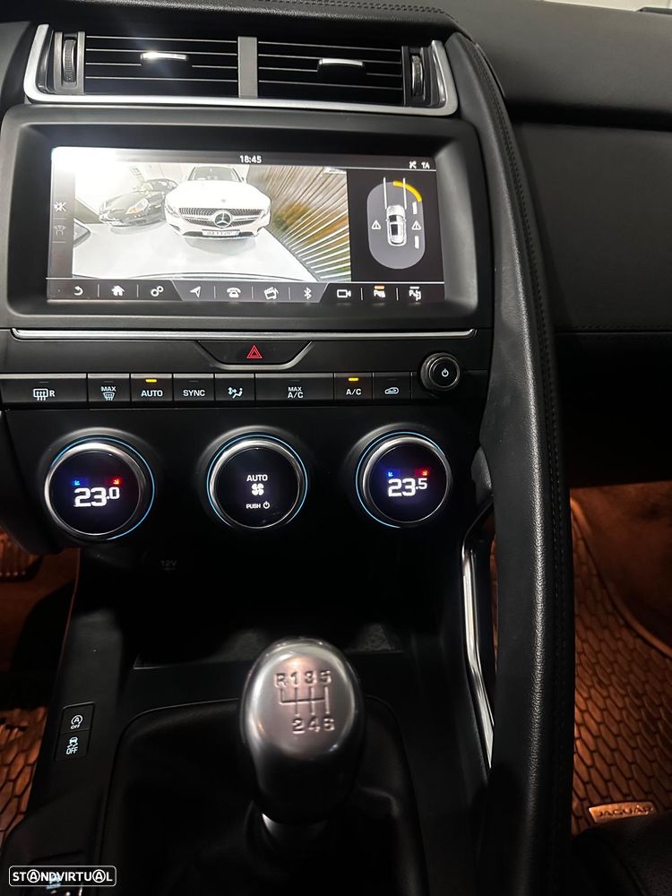 Jaguar E-Pace 2.0 i4D R-Dynamic S - 12