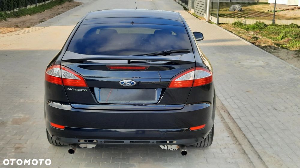 Ford Mondeo 2.5 Titanium S - 12