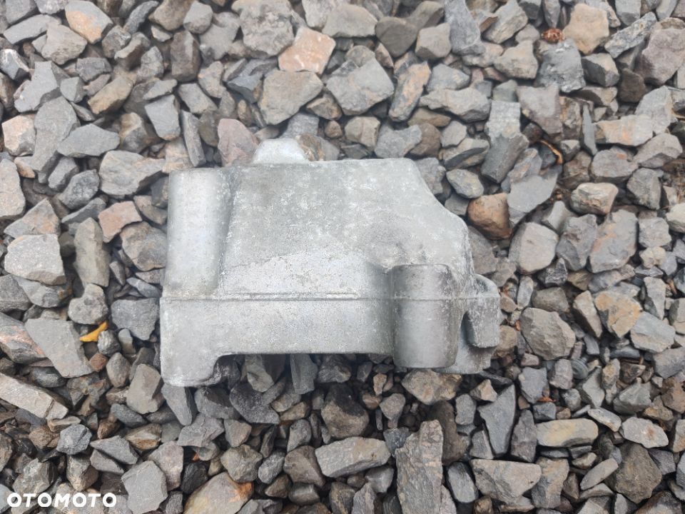 Łapa podpora skrzyni 1.2 1.4 TSI Skoda Octavia Seat Leon Audi A3 VW Golf Passat 1K0199117CF - 2