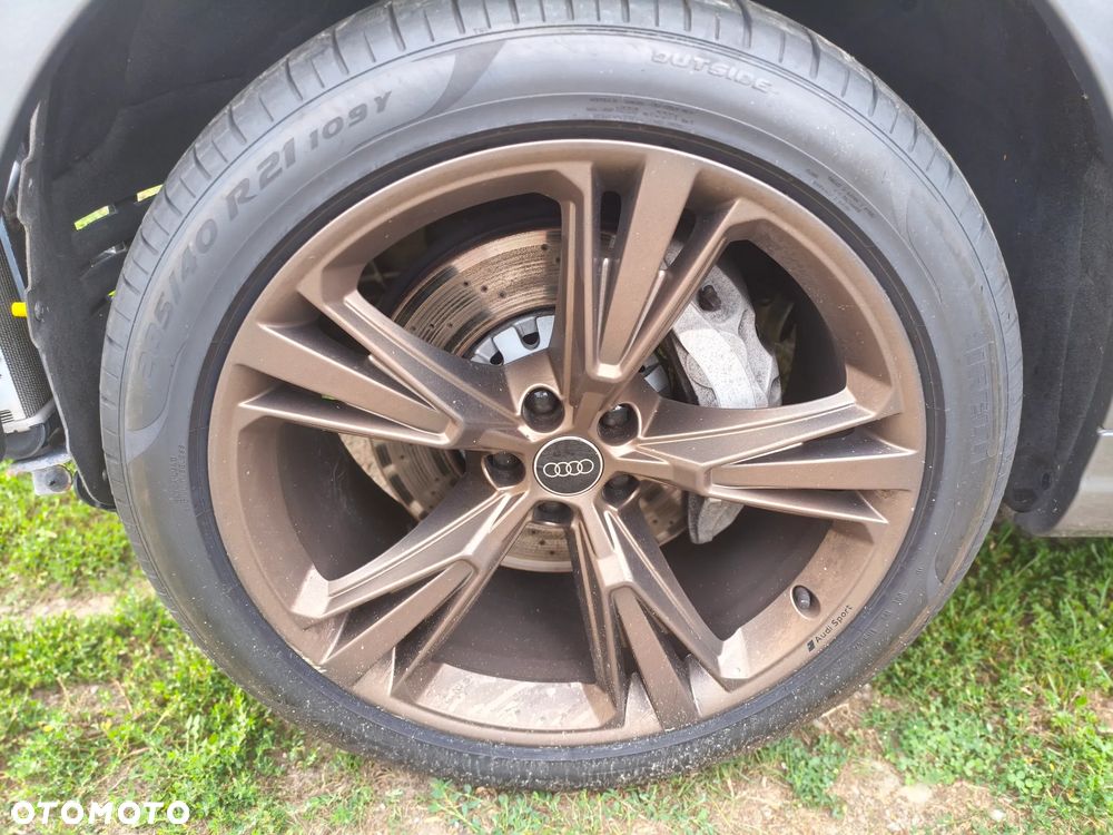 Audi Q7 - 12