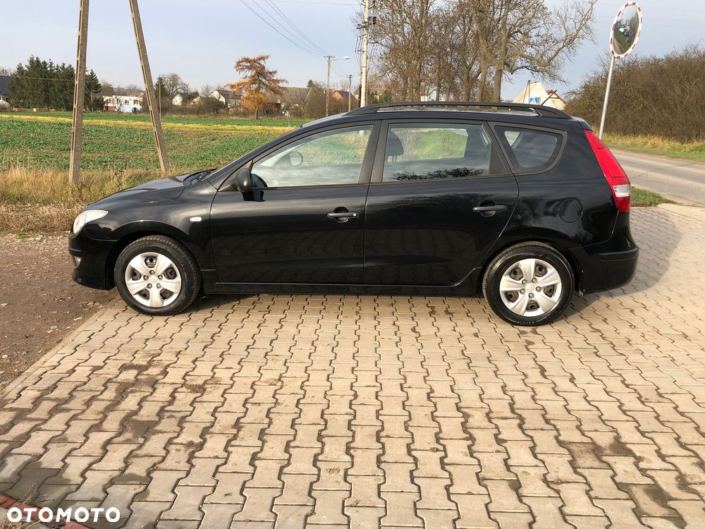Hyundai i30 1.4 Comfort - 12