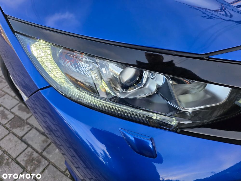 Honda Civic 1.0 i-VTEC Turbo CVT Executive Sport Line - 10