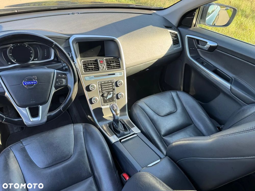 Volvo XC 60 - 16