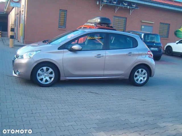 Peugeot 208 1.4 VTi Active - 9
