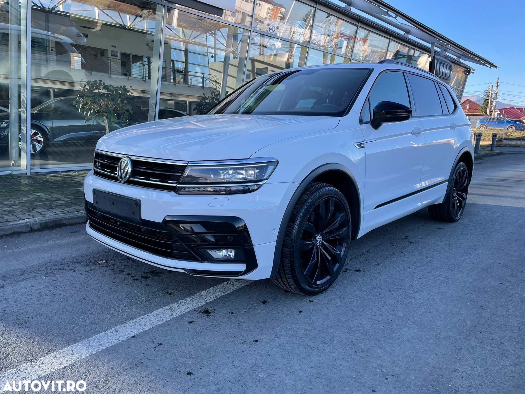 Volkswagen Tiguan Allspace 2.0 TDI SCR 4Motion DSG Highline - 2