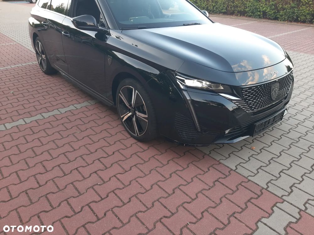 Peugeot 308 1.2 PureTech GT S&S EAT8 - 6