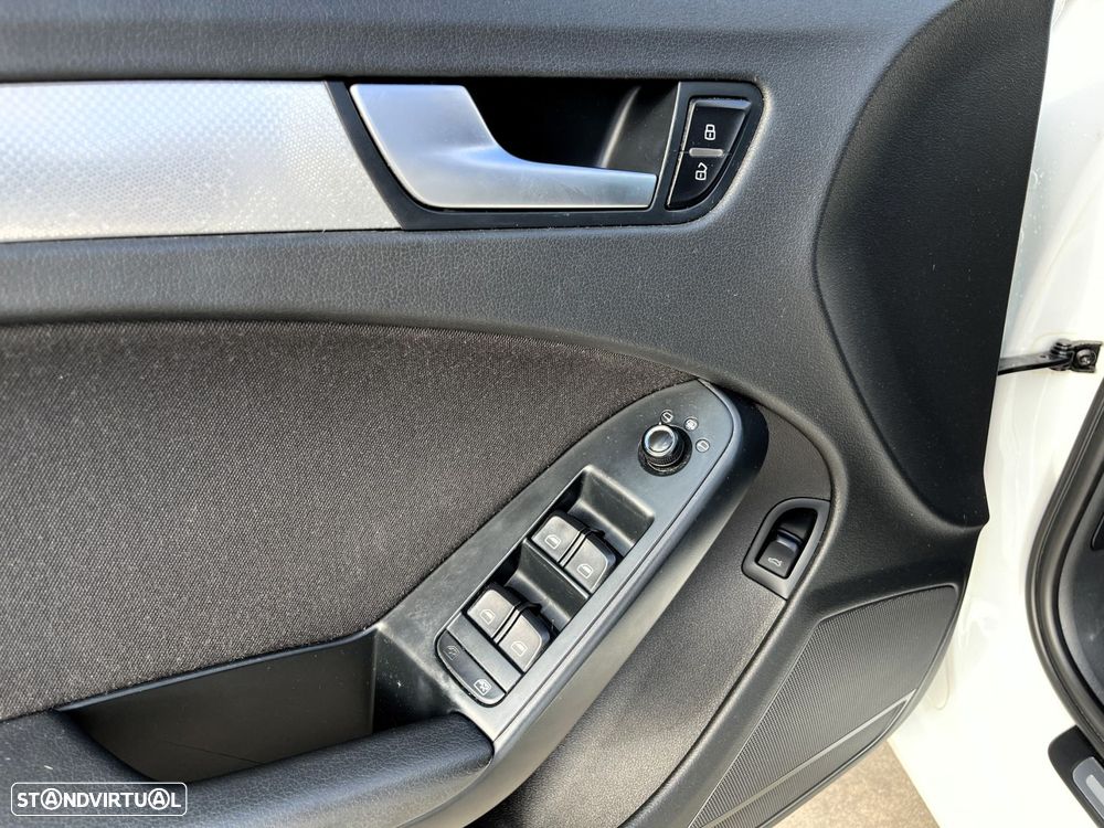 Audi A4 2.0 TDI Sport - 13