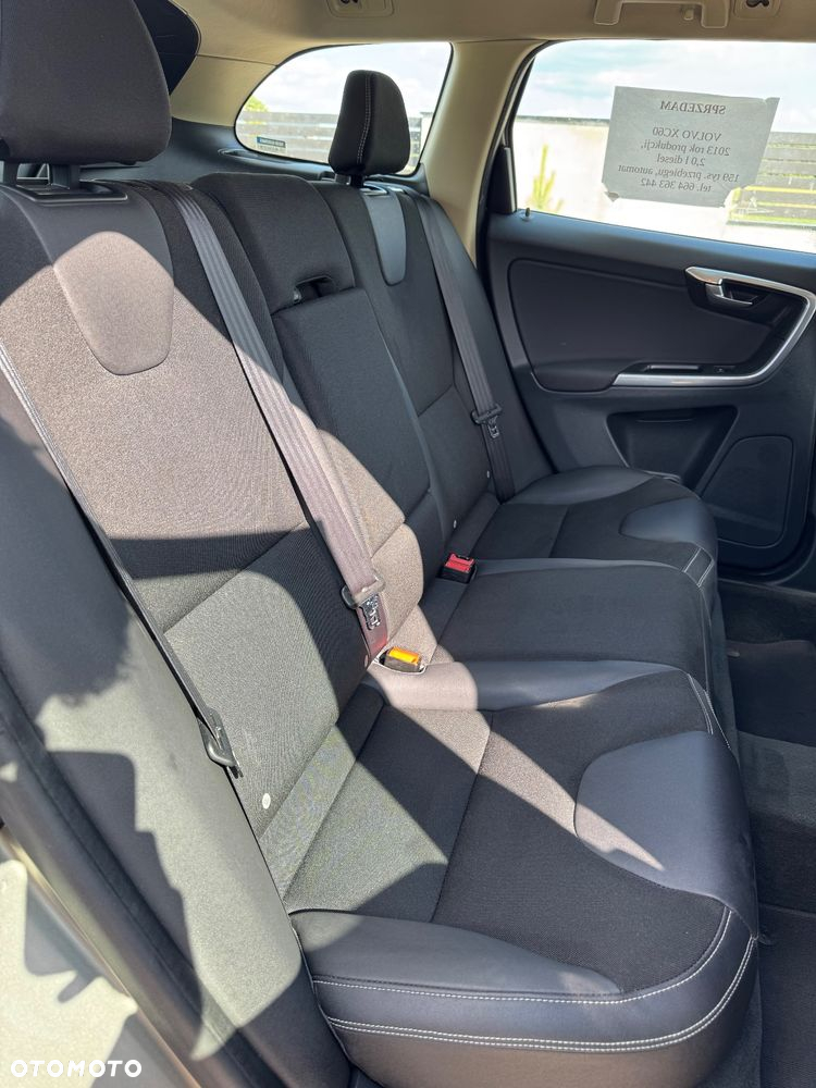 Volvo XC 60 - 21
