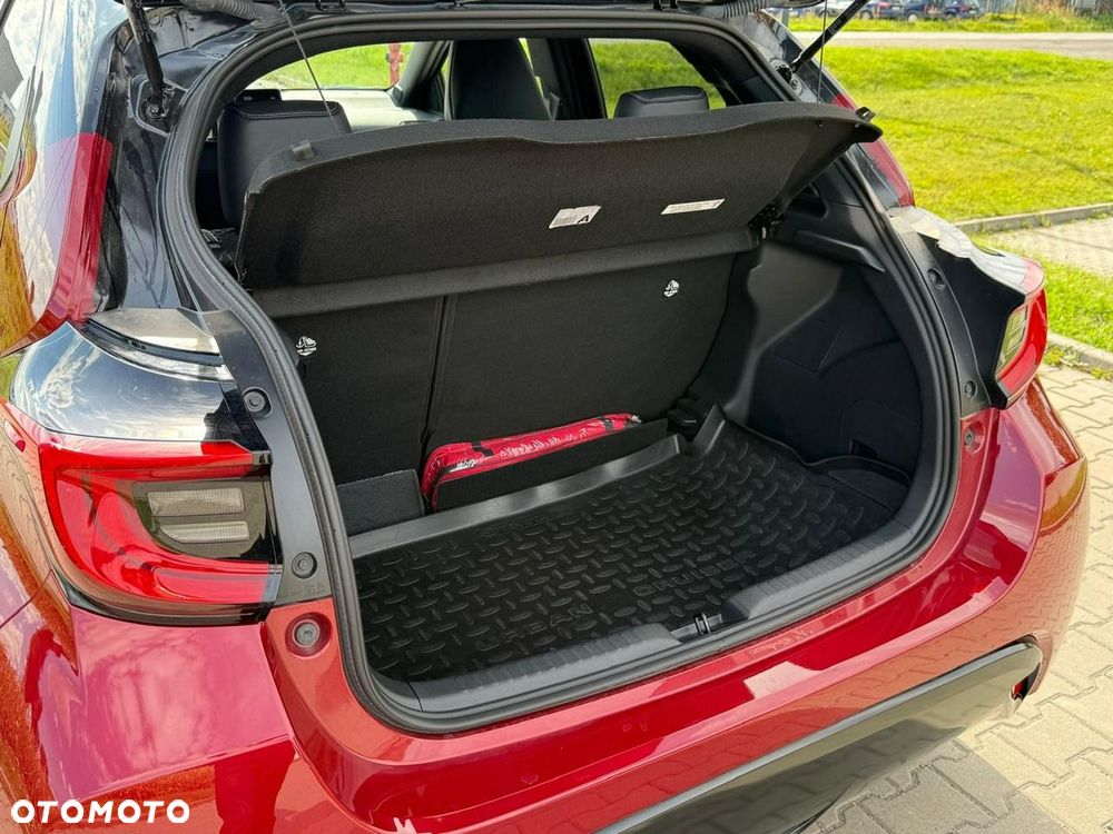 Toyota Yaris Hybrid 1.5 Executive - 14