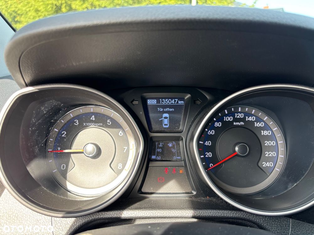 Hyundai i30 i30cw 1.4 Advantage - 11