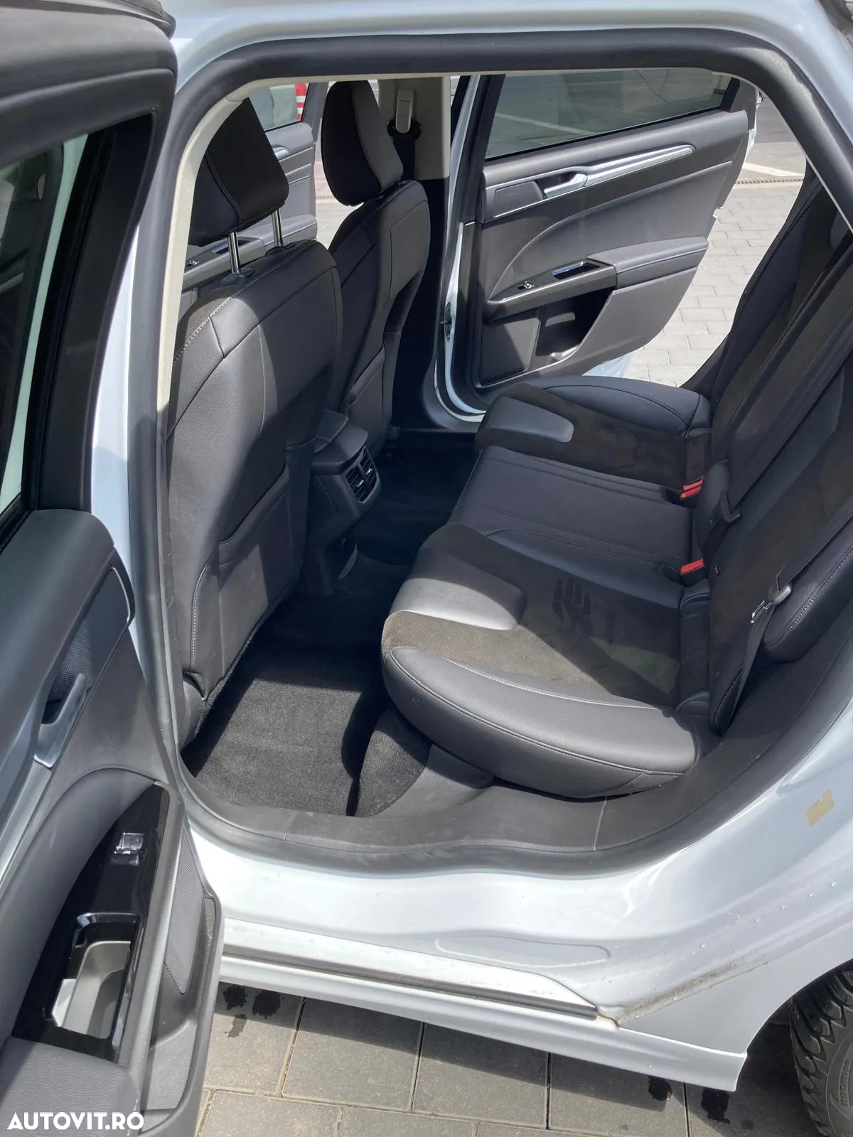 Ford Mondeo 2.0 TDCi PowerShift-Aut Allrad Business Edition - 30