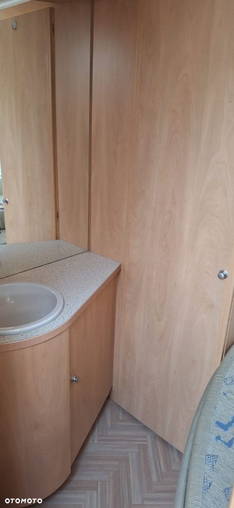 Burstner Ventana 400 TS - 8