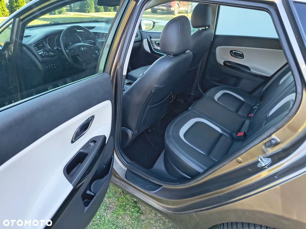 Kia Ceed 1.6 CRDi 136 ISG Platinum Edition - 16