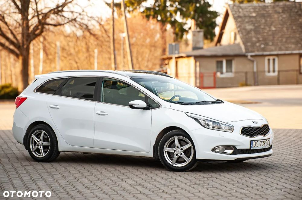 Kia Ceed 1.6 CRDi L Business Line - 30