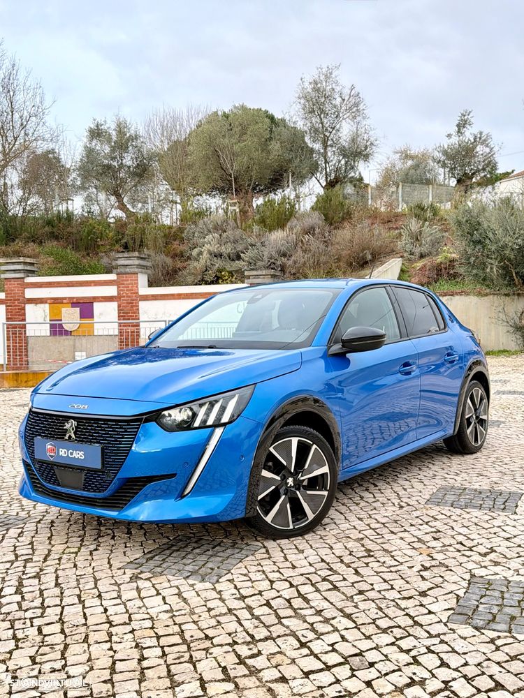 Peugeot e-208 GT - 4