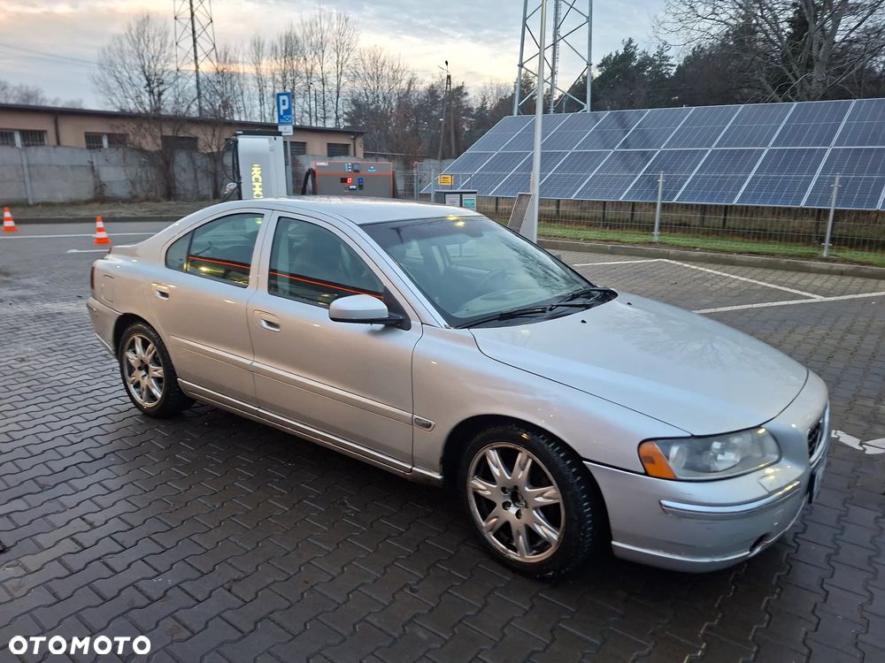Volvo S60 2.4D5 Summum - 8