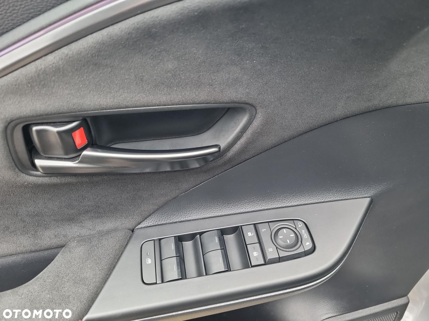 Toyota C-HR - 20