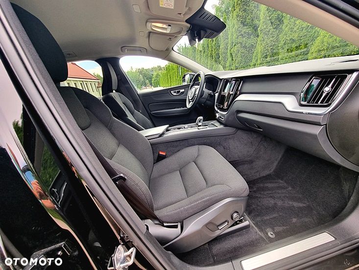Volvo XC 60 B4 D Geartronic Momentum Pro - 15