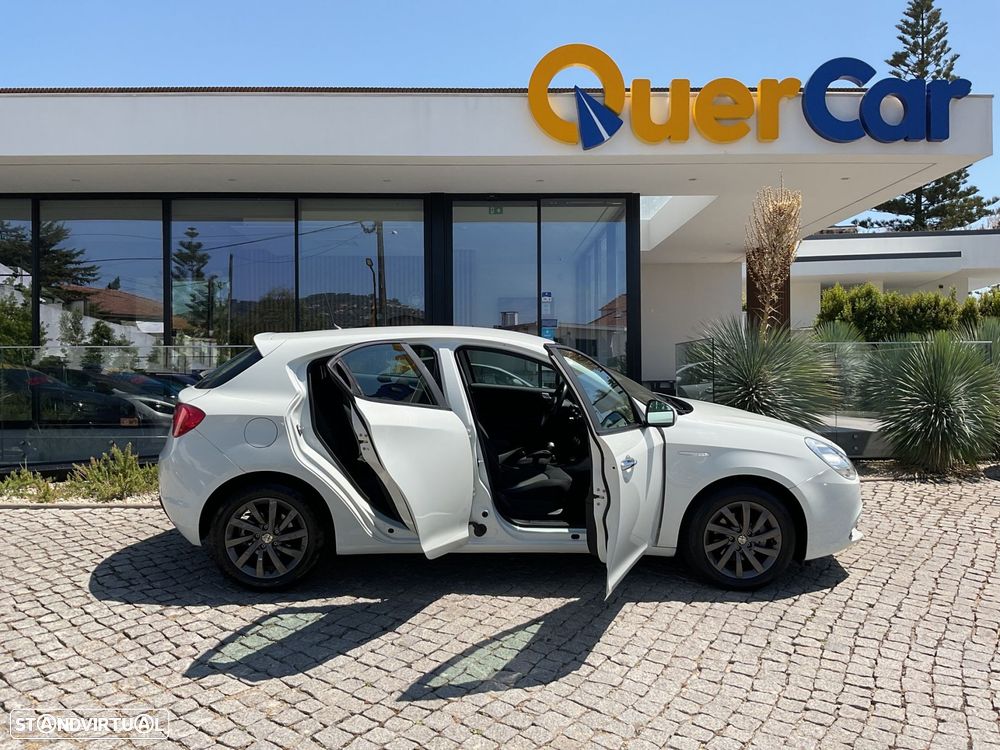 Alfa Romeo Giulietta 1.6 JTDM Exclusive - 8