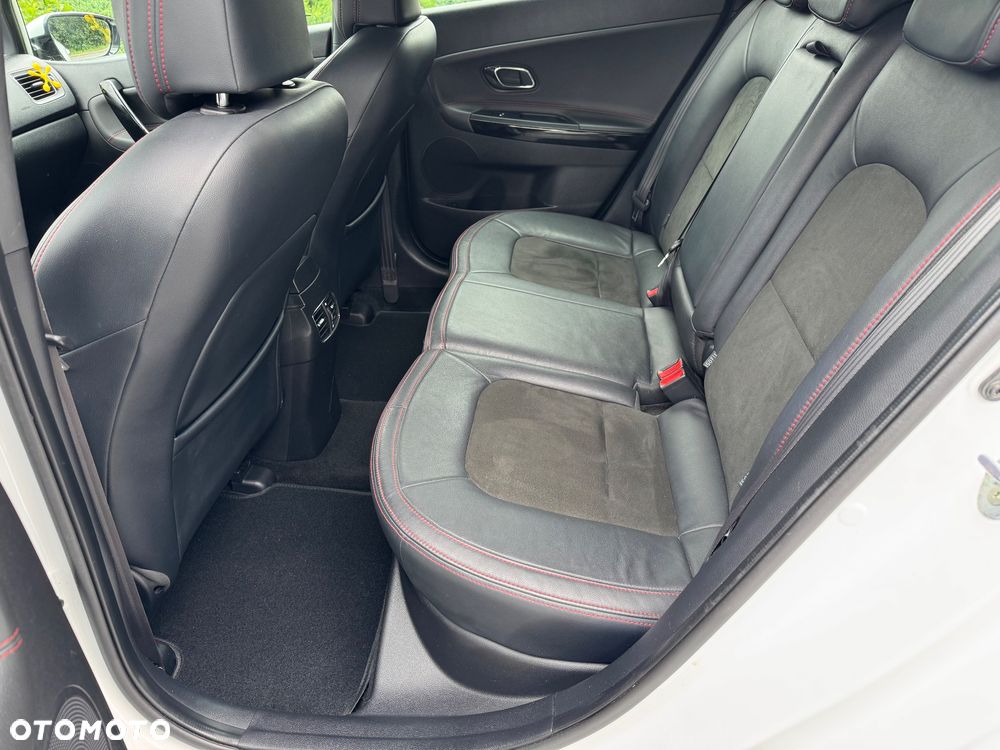 Kia Ceed 1.6 T-GDI GT-Challenge - 8