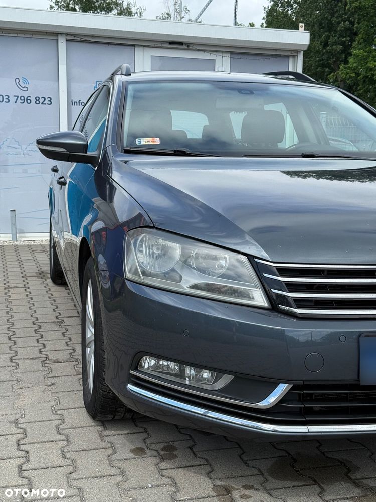 Volkswagen Passat 2.0 TDI DSG BlueMotion Technology Comfortline - 8