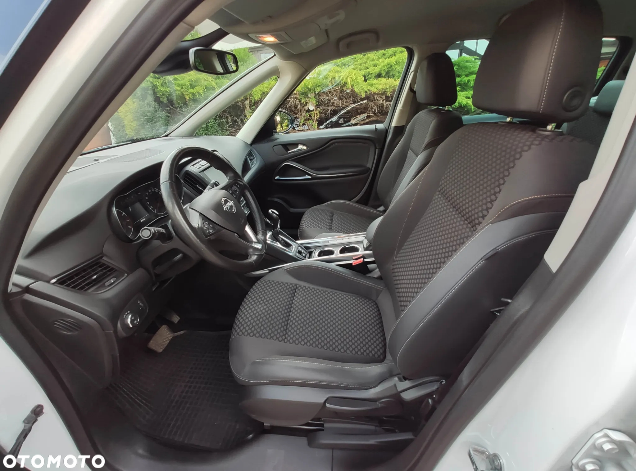 Opel Zafira 1.6 T Elite - 9