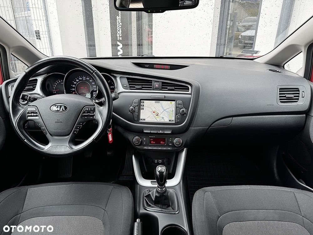 Kia Ceed 1.6 GDI L - 7