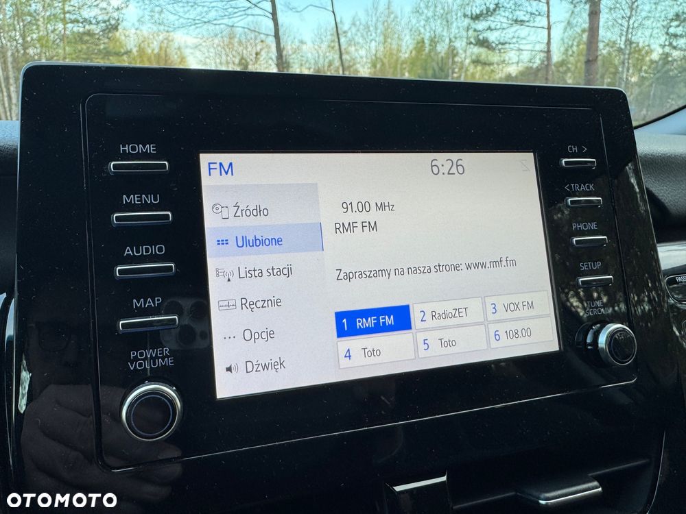 Toyota Camry 2.5 Hybrid Comfort CVT - 26