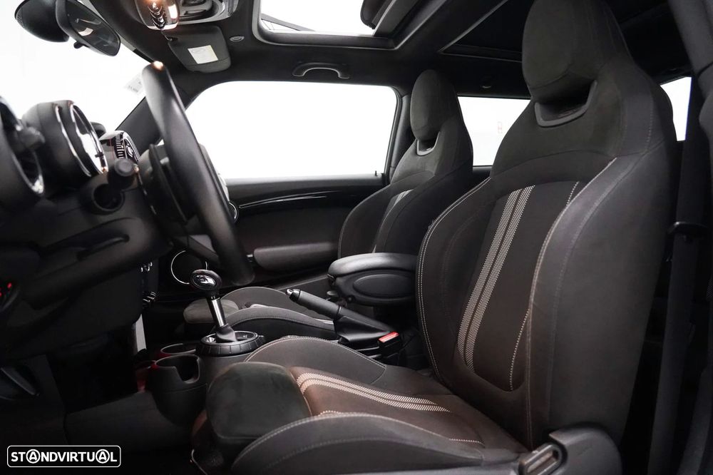MINI 3 Portas John Cooper Works Aut. - 7