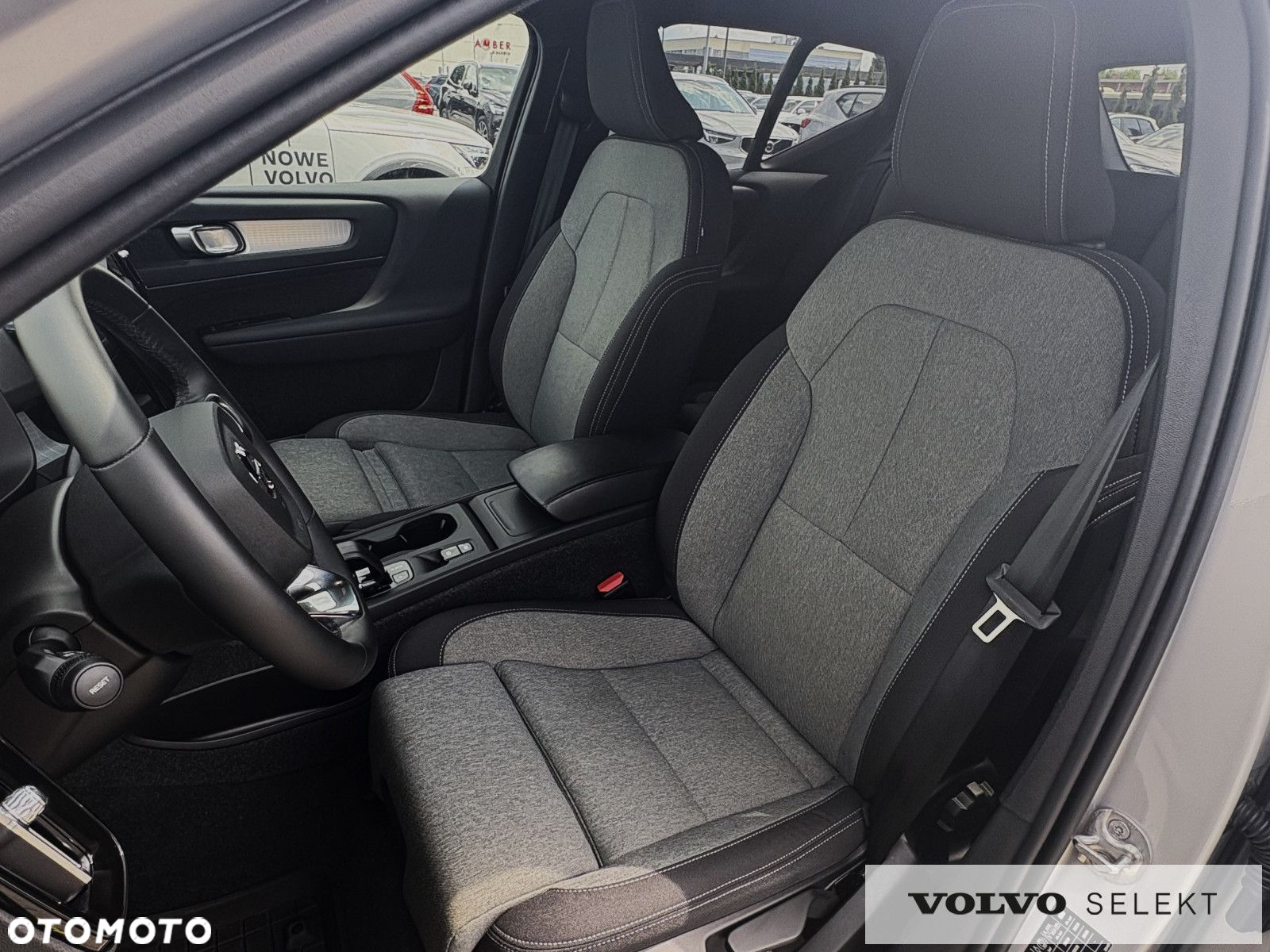 Volvo XC 40 - 24