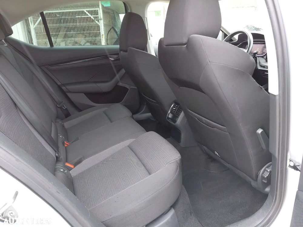 Skoda Octavia - 15