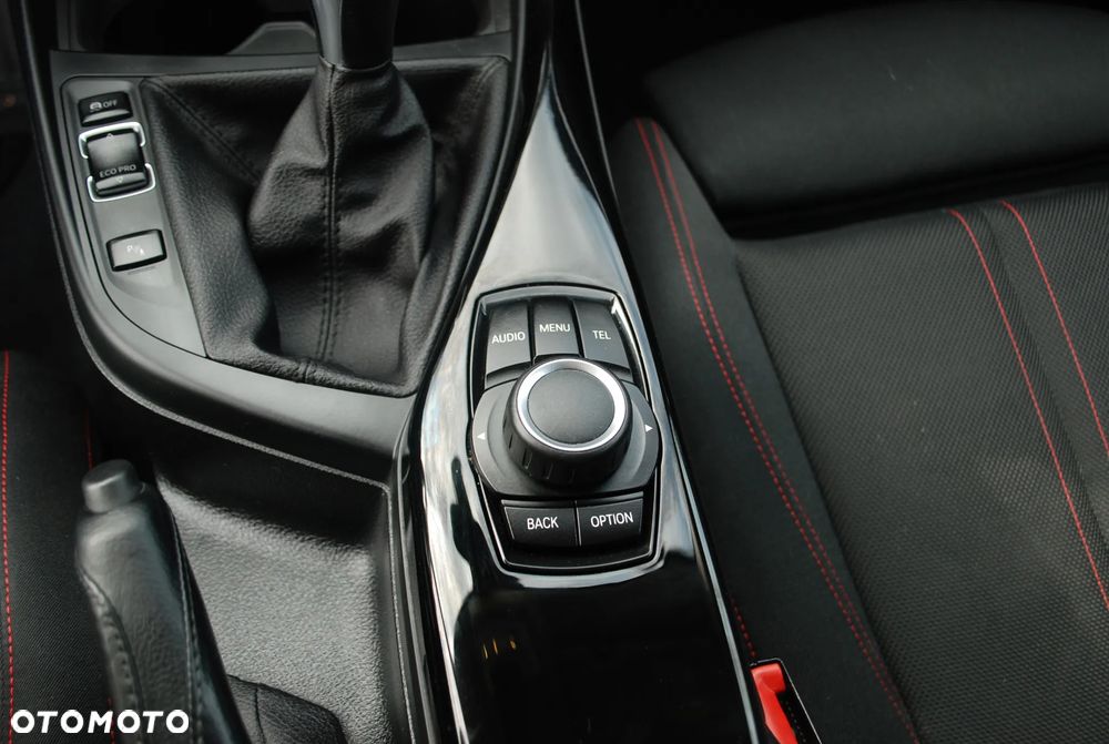 BMW Seria 1 118d Sport Line - 28