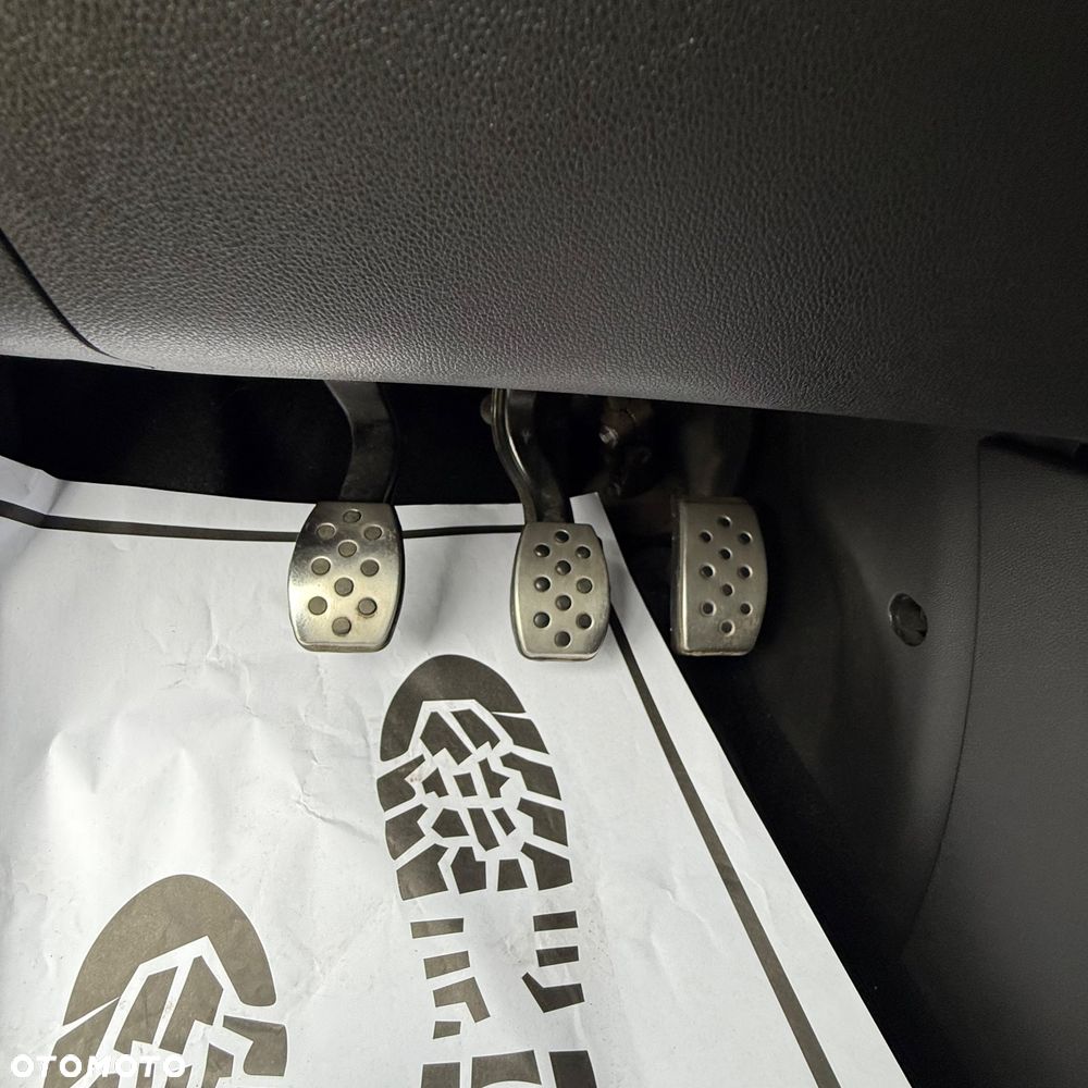 Opel Corsa 1.4 T GSi S&S - 23