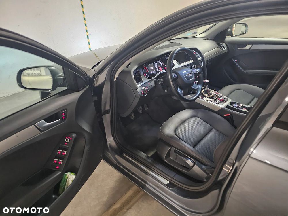 Audi A4 Avant 2.0 TDI DPF Ambiente - 12