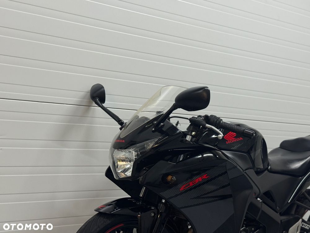 Honda CBR - 13