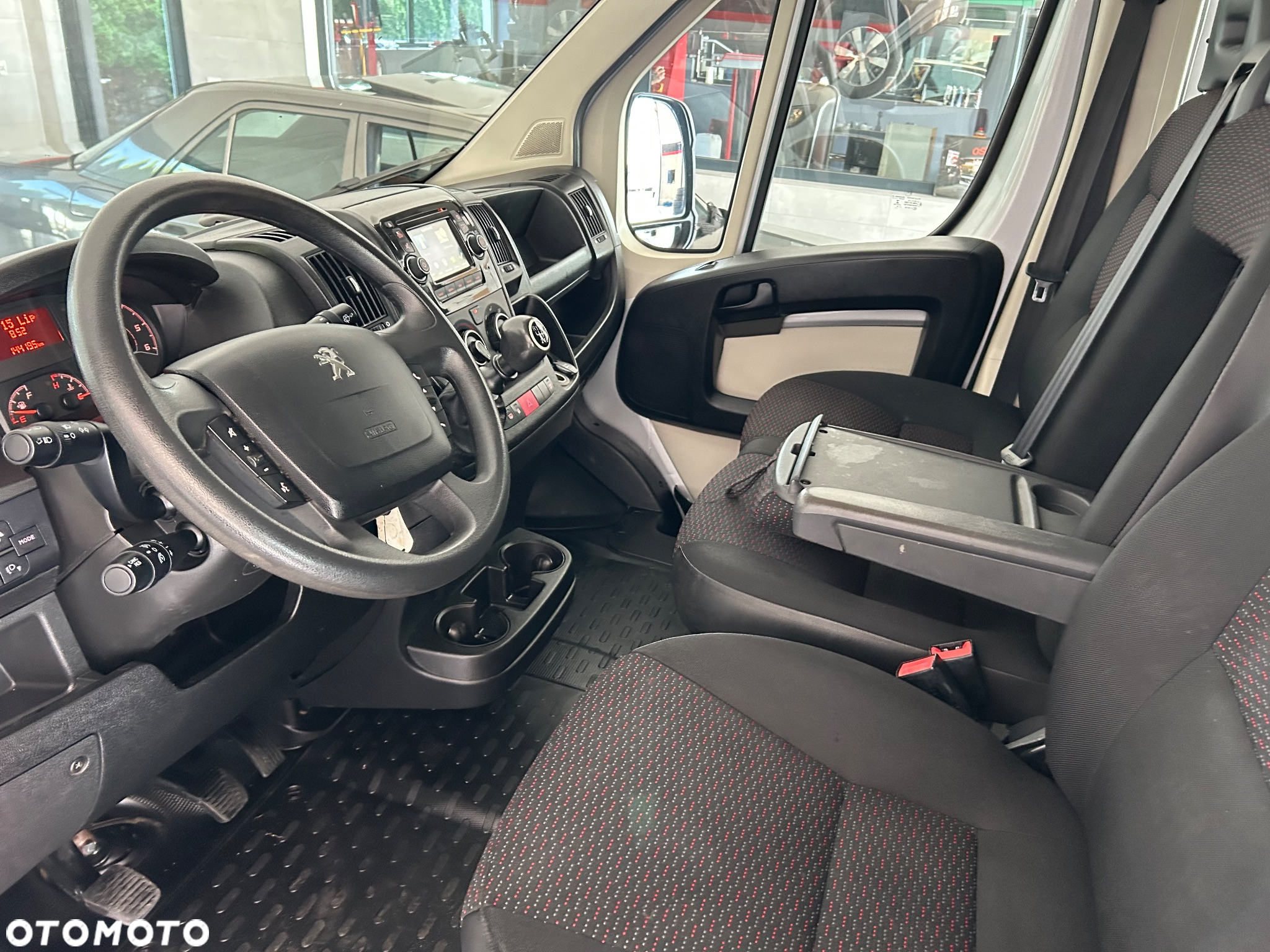 Peugeot Boxer - 35
