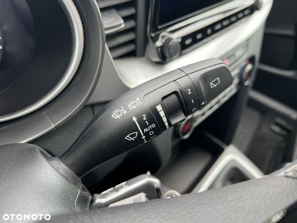 Kia Ceed - 13