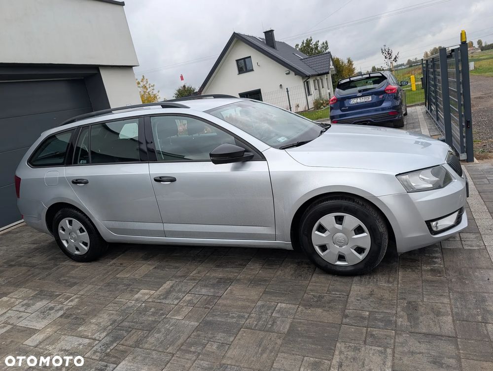 Skoda Octavia 1.6 TDI Active - 10