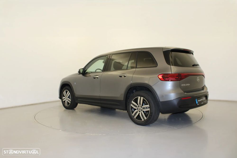 Mercedes-Benz EQB 250+ Edition - 9